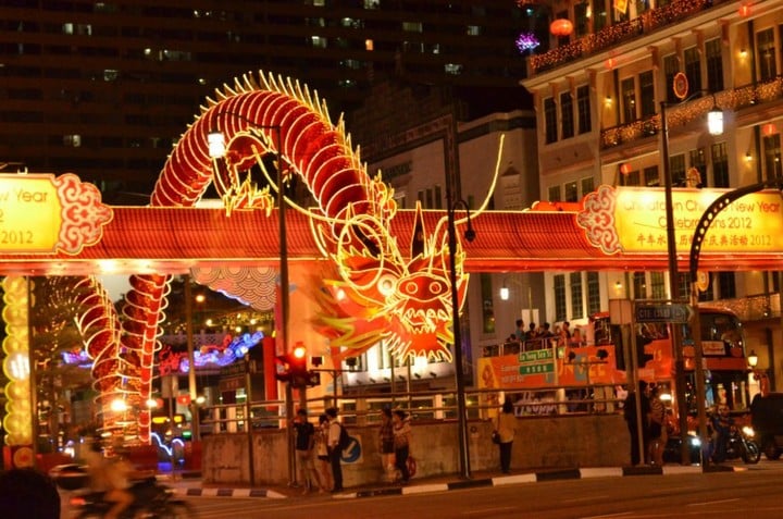 (新加坡唐人街" 牛车水" 的新年照)