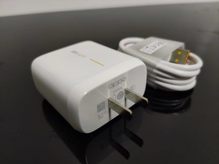 oppofindx充电器,oppofindx原装充电器 oppofindx2体验不愧是旗舰机屏幕标杆