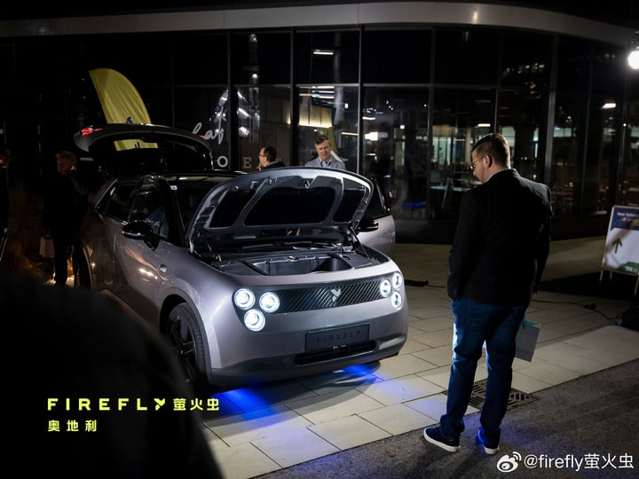 早报|大疆Pocket 4外观遭曝光:或配备双摄/苹果上线iPhone免费「闪送」/理想自动驾驶负责人回应宇树王兴兴质疑 26 c5316b00 66e6 4413 8e15 d8a62699795d