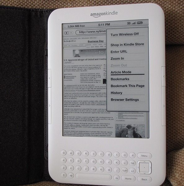 Kindle 3 Selected-article and now selecting 'Article Mode'