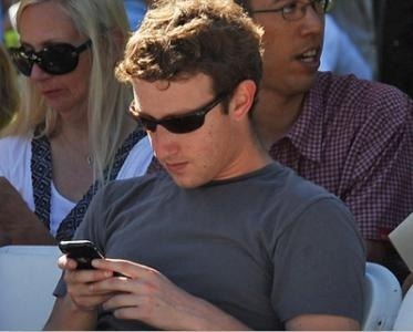 mark-zuckerberg-founder-and-ceo-of-facebook-iphone