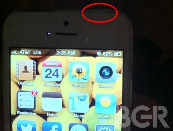 iphone5-light-leak2