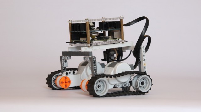 brick-pi-tank-640x359