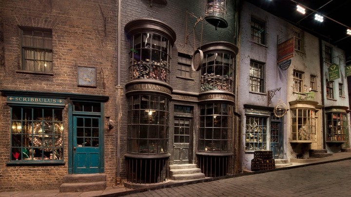 DiagonAlley2