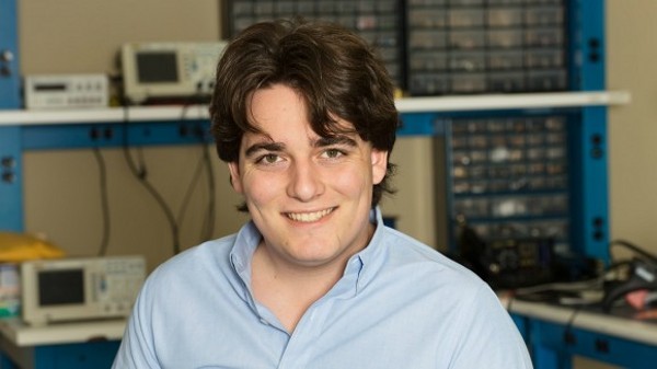 Palmer_Luckey-580-90