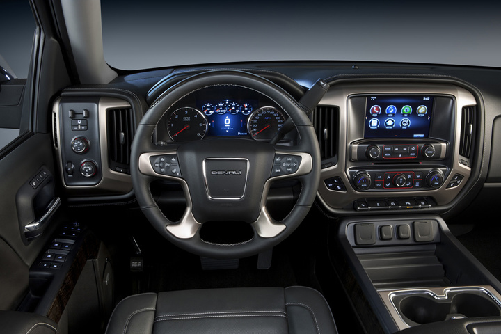 2014 GMC Sierra Denali High-Tech Interior