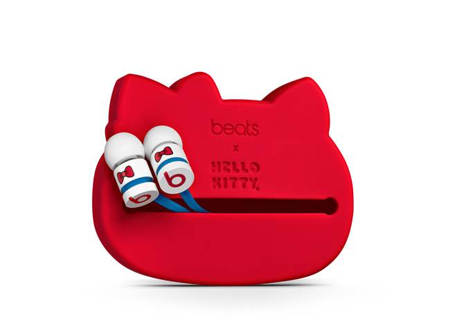 新品未開封　 Beats by Dr.Dre Solo2 Hello Kitty Hello Kitty Beats Dr Dre Solo 2 Special Edition Wired