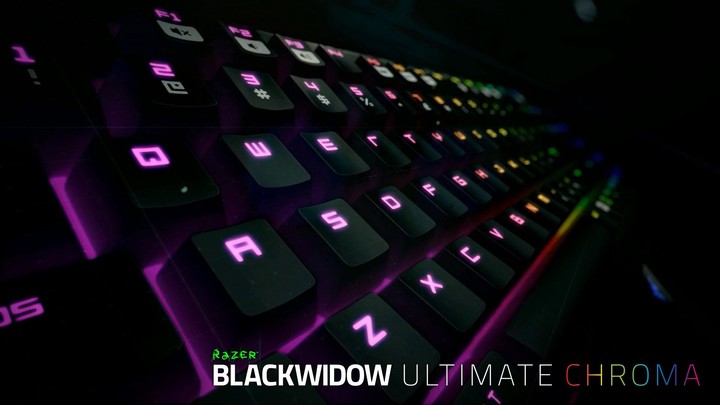 razer-announces-chroma-keyboard-mouse-and-headset