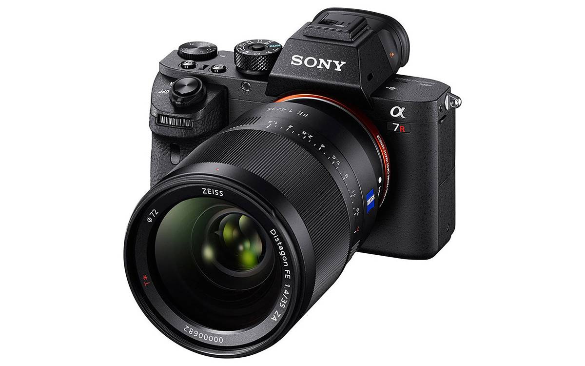 索尼黑科技新品 A7R II:4240 万像素背照式传感