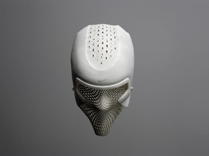 Nike_Track_Cooling_Mask_dark_HERO_V3_native_1600-1024x767