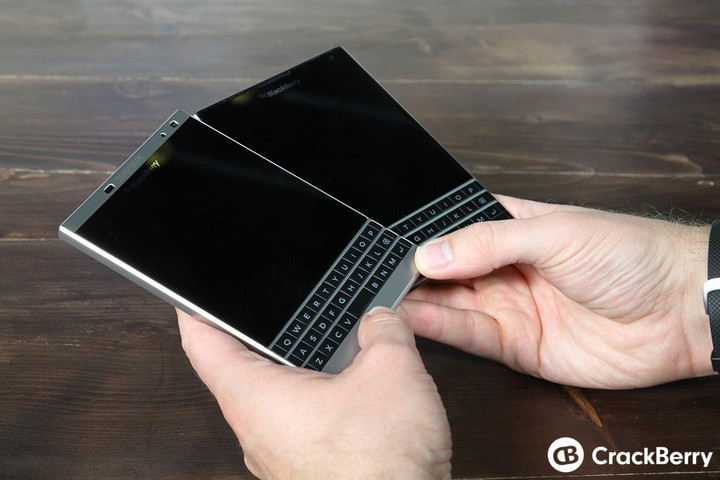 BlackBerry-Passport-SE-Compare-1