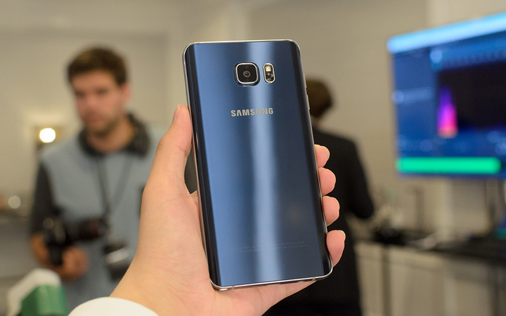 Samsung Galaxy Note 5 & Galaxy S6 edge+3578