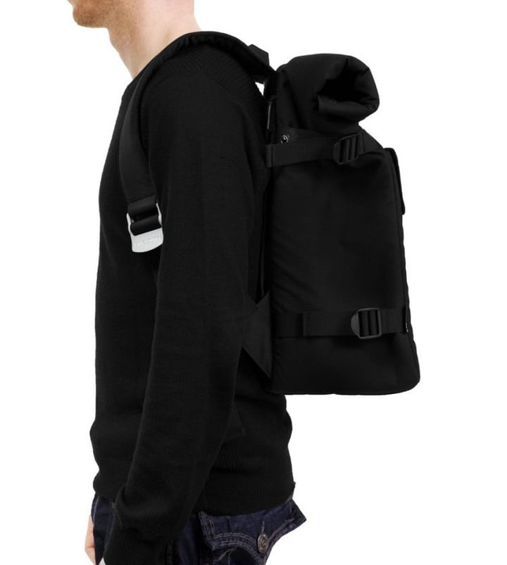 bluelounge-Backpack-徒步旅行双肩户外背包-17寸电脑包-750-12