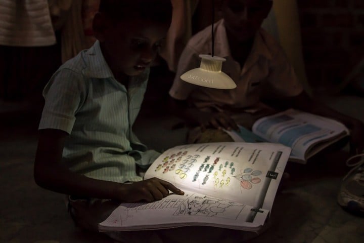 boy+reading+2