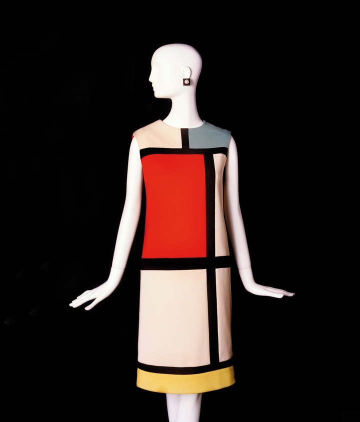 192-HC65H081_YSL-tribute-to-Mondrian-21