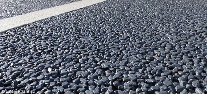 2C993F2400000578-3243247-The_concrete_uses_a_large_pebble_size_pictured_to_allow_water_to-a-5_1442836639237