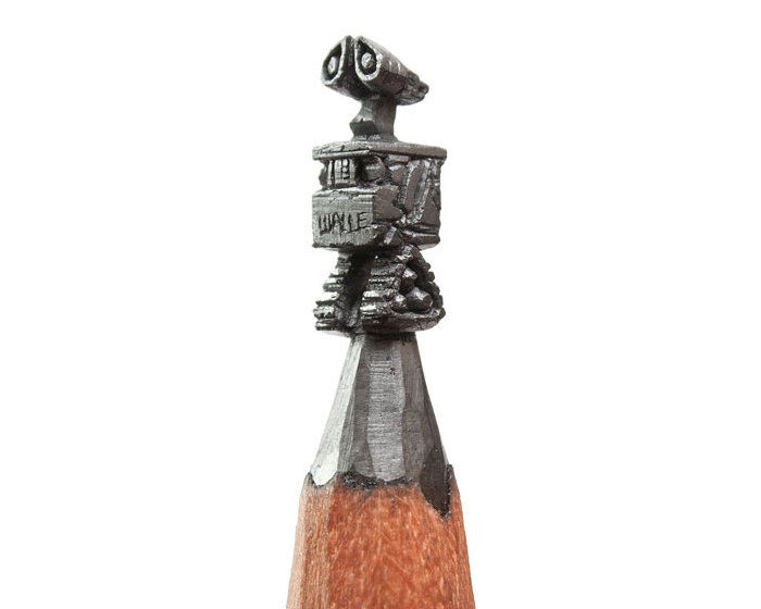 The-Best-Micro-Sculptures-Carved-From-Pencil-Tip-By-Salavat-Fidai2__700
