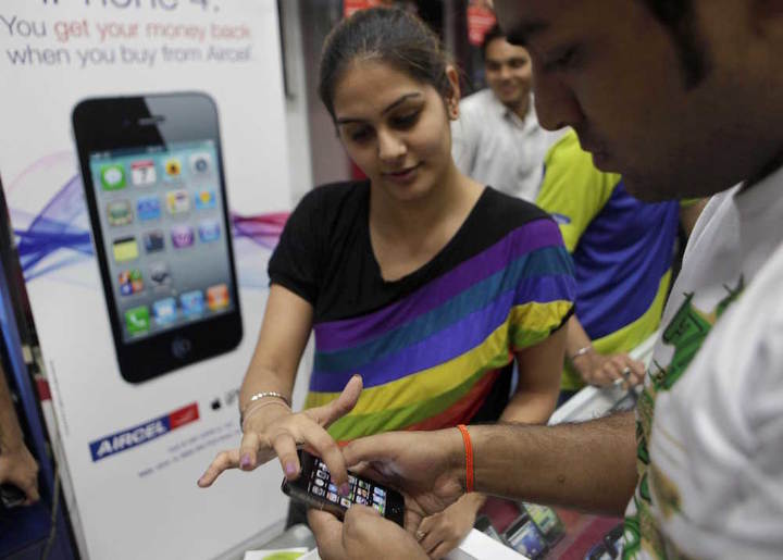 apple-reportedly-has-a-radical-new-plan-for-india-its-going-to-sell-the-iphone-4-at-a-low-price