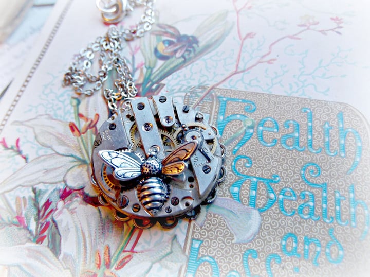 steampunk-necklace-watch-parts-alice-louise-8