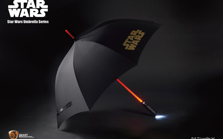 Star-Wars-Lightsaber-Umbrella1