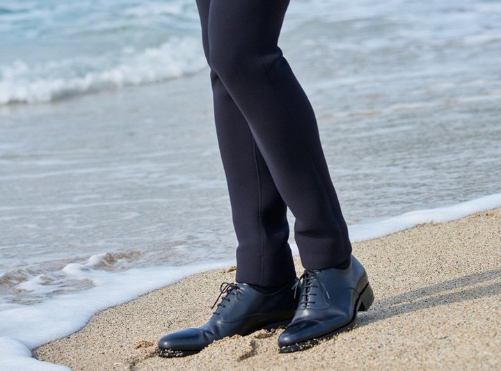 quiksilver-business-suit-wetsuits-designboom-01