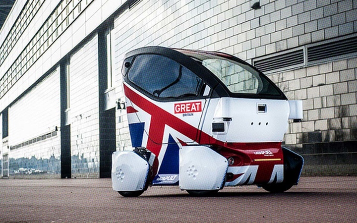 3042303-poster-p-1-uk-driverless-car