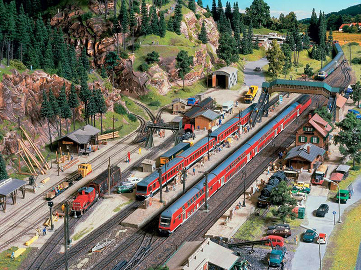 Miniatur-Wunderland-Largest-Model-Railway-2