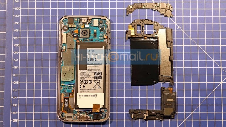 Samsung-Galaxy-S7-teardown-reveals-the-liquid-cooling-system (10)