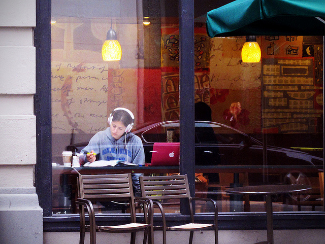 working in stabucks