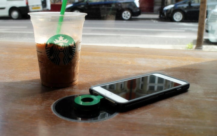 1-starbucks-wireless-charging