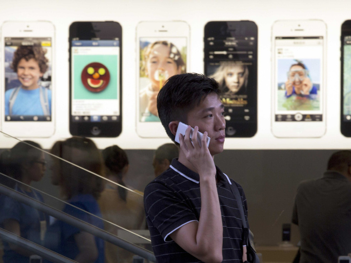 apple-just-announced-the-china-mobile-deal--its-biggest-move-in-china-yet