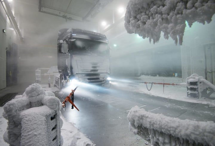 Scania climatic wind tunnel, snow test. Scania R 490 4x2 Streamline, Highline cab. Södertälje, Sweden Photo: Dan Boman 2013