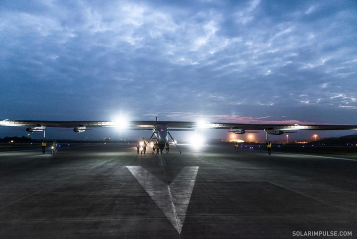 SI2 in Chongqing airport