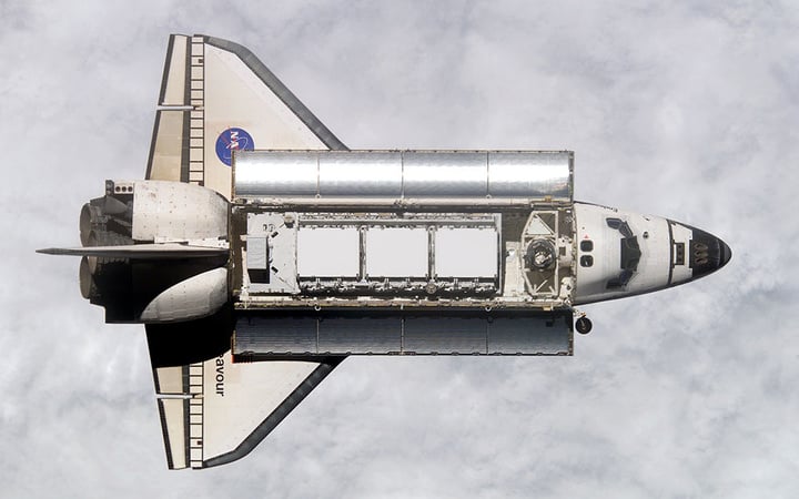 Space-Shuttle-Endeavour-with-ISS-P1-truss-in-cargo-bay