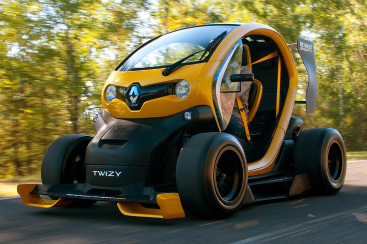 renault-twizy-f1-action-2