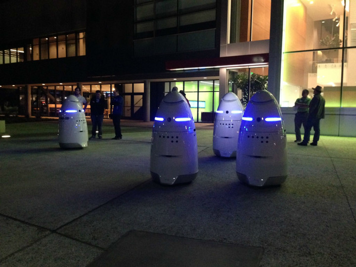 robocops-in-silicon-valley-facebook-knightscope-fb-page-jpg_meitu_7