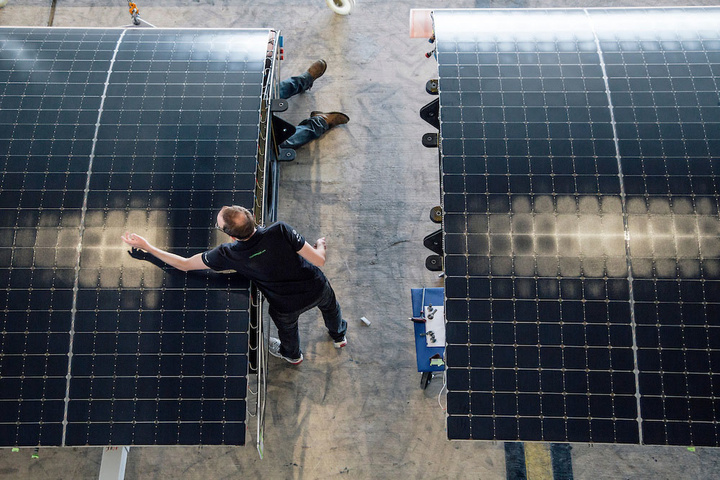 Abu Dhabi, UAE: After the succesful unloading of Solar Impulse to from the cargo, today the Plane is being reassembled in order to get ready for the test flights. The attempt to make the first round-the-world solar-powered flight is scheduled to start in March 2015 from Abu Dhabi. Solar Impulse will fly, in order, over the Arabian Sea, India, Myanmar, China, the Pacific Ocean, the United States, the Atlantic Ocean and Southern Europe or Northern Africa before closing the loop by returning to the departure point. Landings will be made every few days to change pilots and organize public events for governments, schools and universities.