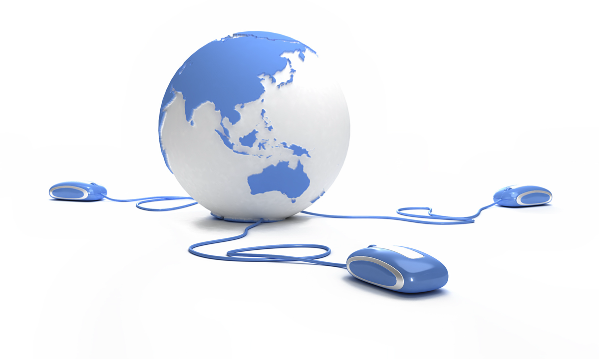 Purchased-Globe-with-mouse-Fotolia_4724611_M