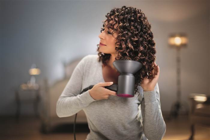 dyson-hairdryer-003-inline-today-160427_95fd7a38de56134ae1521dbb79a776b3.today-inline-large