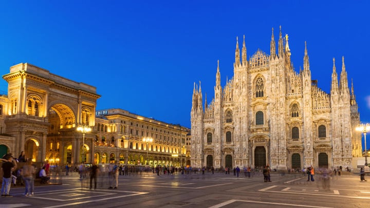 expo-2014-milan-by-night