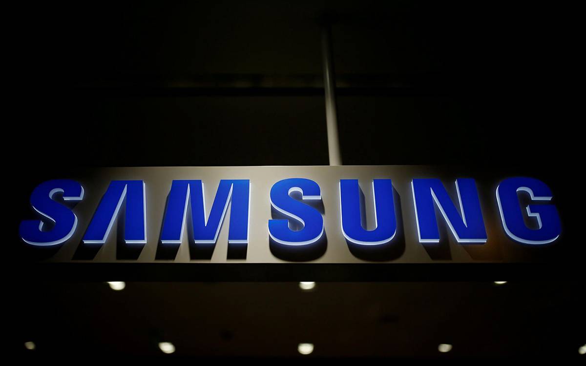 三星 Note8 不仅拥有八种配色,其国行版也开始露面了