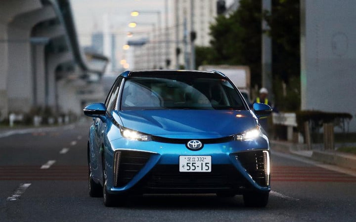 toyota mirai