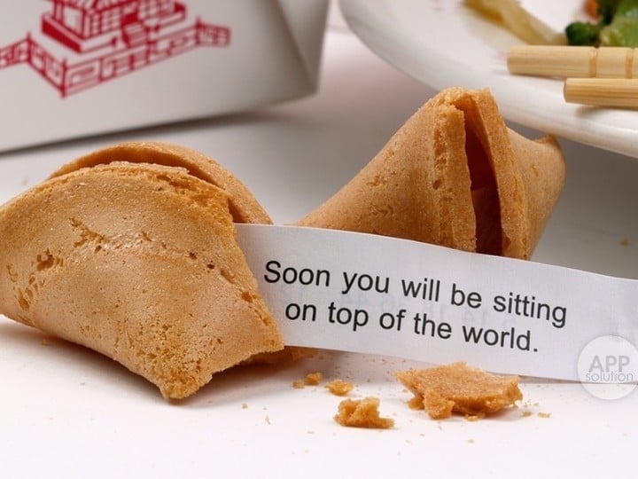 fortune-cookie_shutterstock_1875059