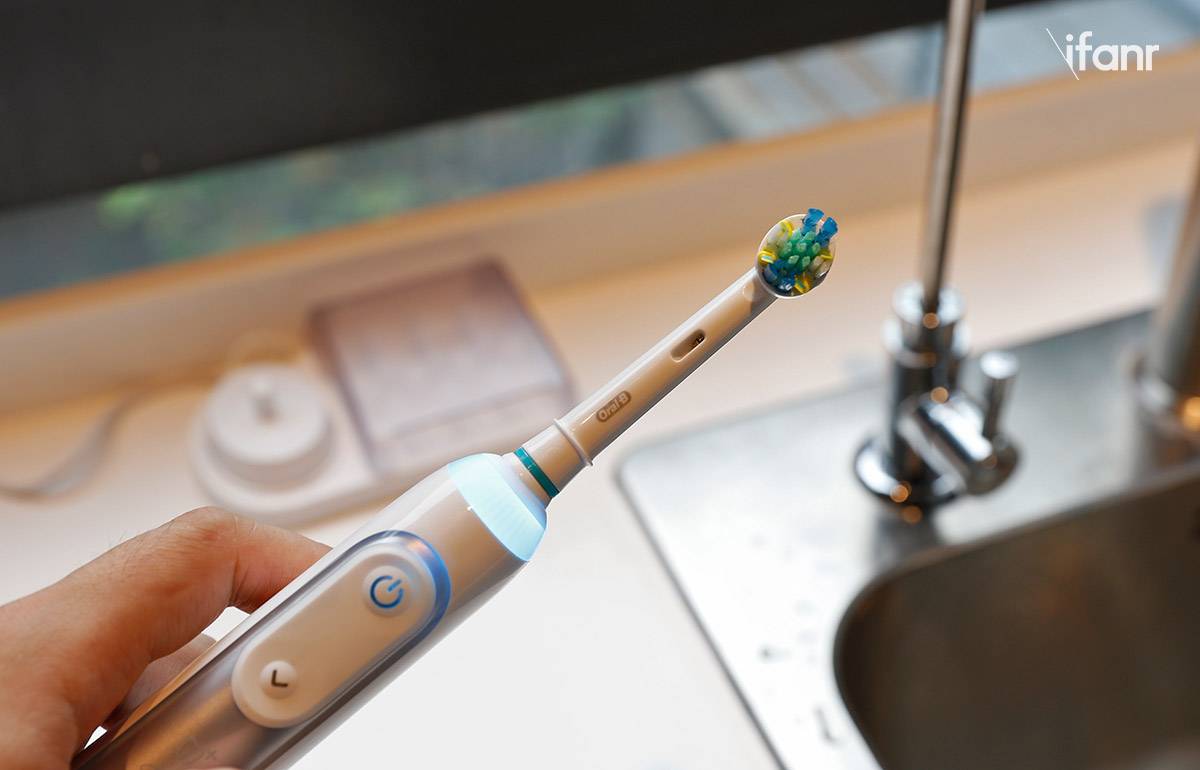 oral b ibrush 8000