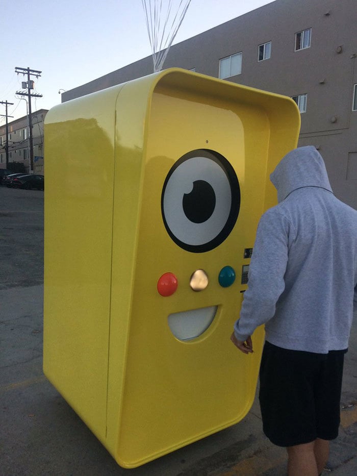 snapchat 自动售货机
