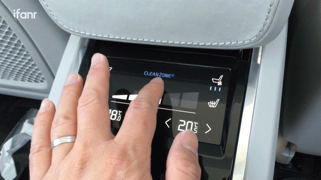 s90-touchscreen