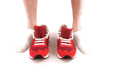 gif-red-shoes-on-off-400