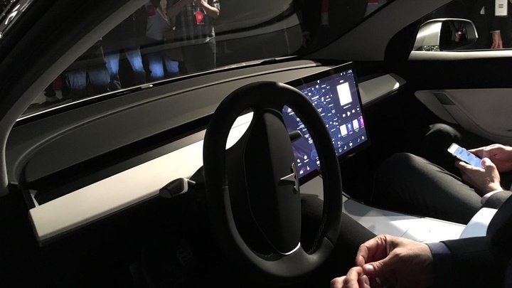 tesla-model3-3