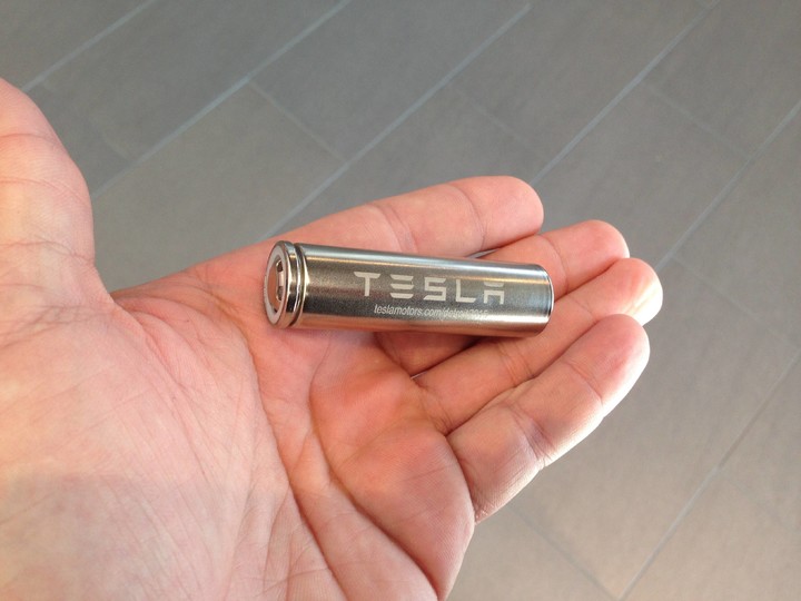 tesla-motors-battery-cell