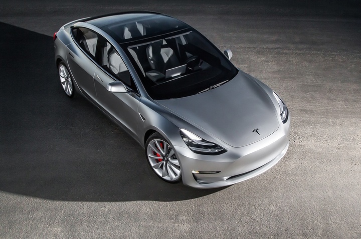 2017-tesla-model-3-top-view